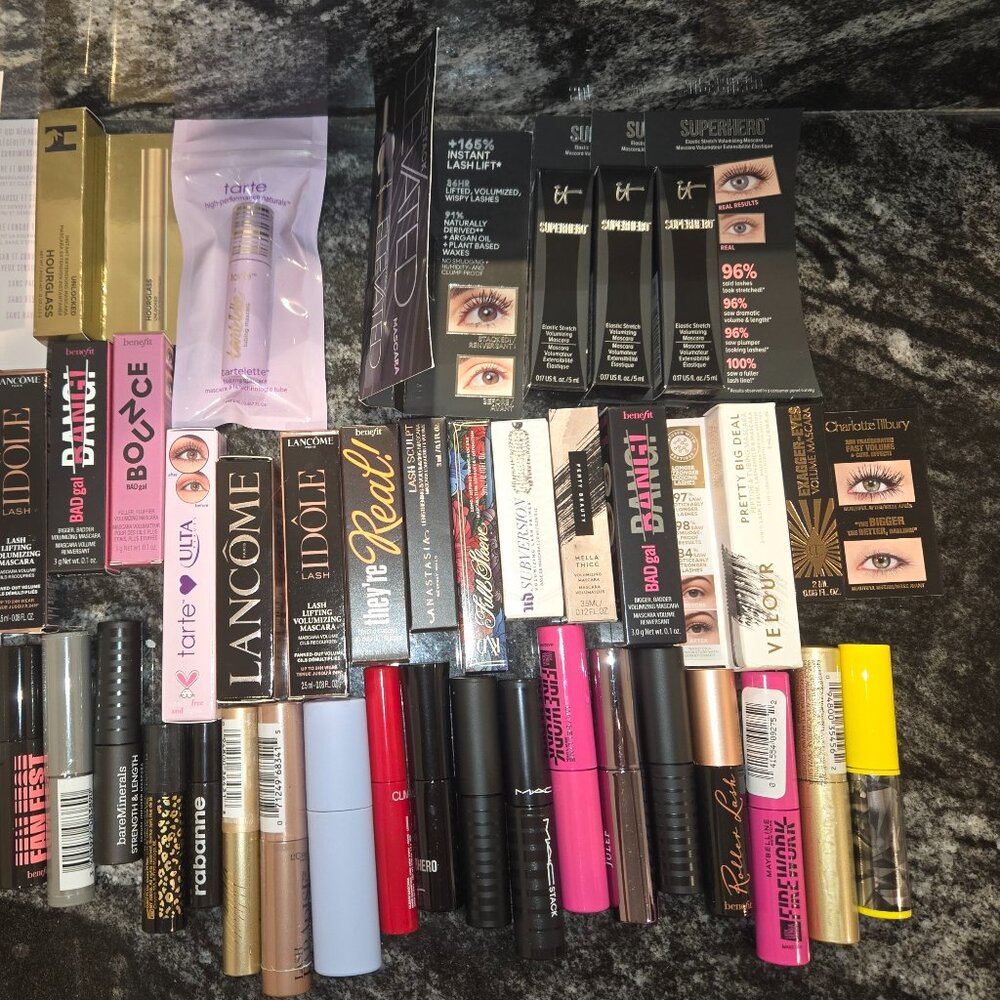 Mascara Sampler - Picture 2 of 4